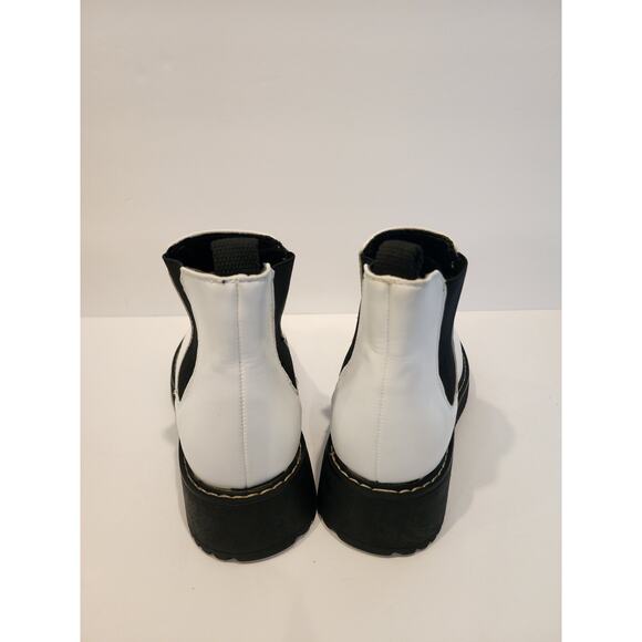 Madden Girl Chelsea Platform Boots White Faux Leather Women’s 7–7.5 - Picture 6 of 10